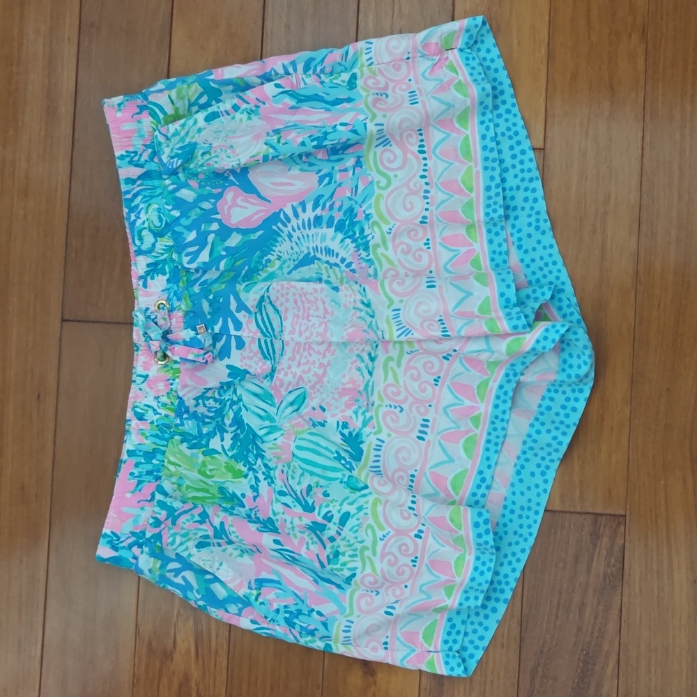 Lilly Pulitzer Pink and Blue Patterned Women's Shorts